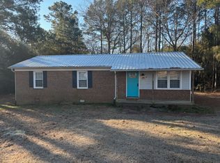 149 Goodman St, Cameron, NC 28326