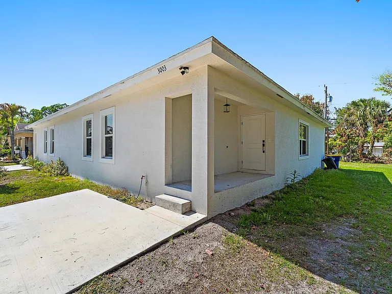 3003 SE Fairmont St — Photo 5