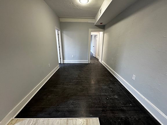 3rd image of 1000 S Orange Ave #103
