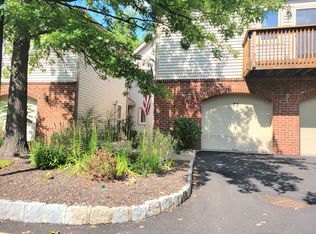 75 Sunrise Dr #806, Whippany, NJ 07981