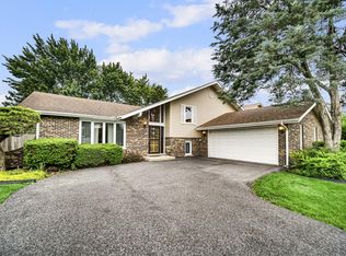 8455 Teakwood Ct, Orland Park, IL