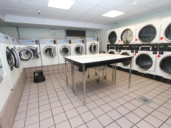 400 East 54th Street image 12 of 12