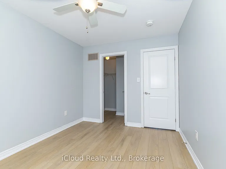 113 Echovalley Dr — Photo 34