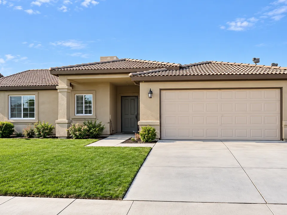 5504 Mar Grande Dr