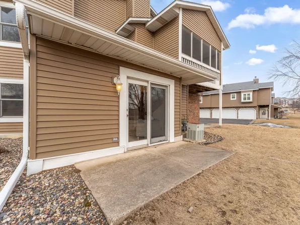 1878 Southpointe Ter #S1878, Saint Paul, MN 55122