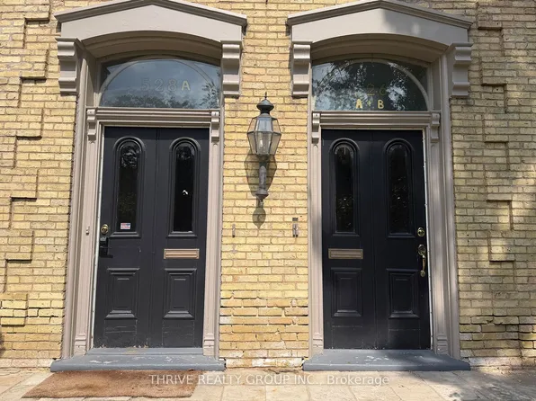 526 Waterloo St #A, London, ON N6B 2P9