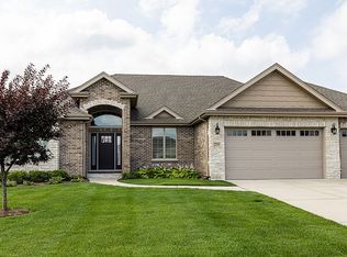 12251 Foxborough Dr, Mokena, IL 60448