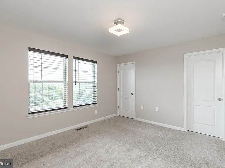 227 Schramm Loop — Photo 30