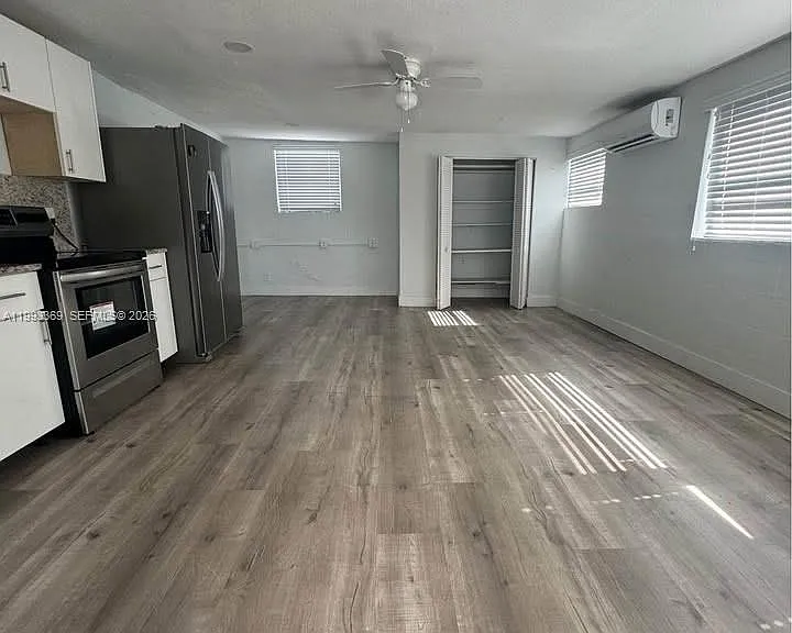 7620 SW 21st Ter #2 — Photo 1
