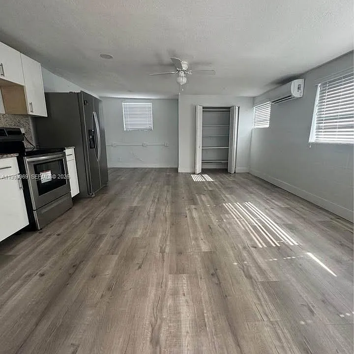 7620 SW 21st Ter #2