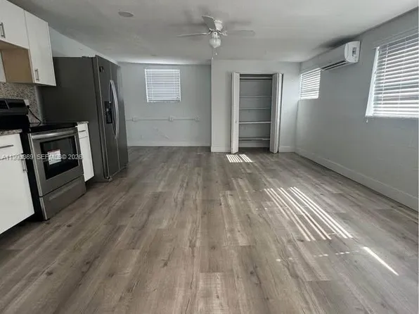 7620 SW 21st Ter #2, Miami, FL 33155