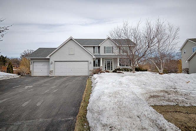 1st image of 486 Summerfield Dr