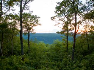 36 Yuza Mini Ln, South Kent, CT 06785