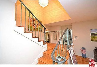 2nd image of 600 Hillcrest Ave