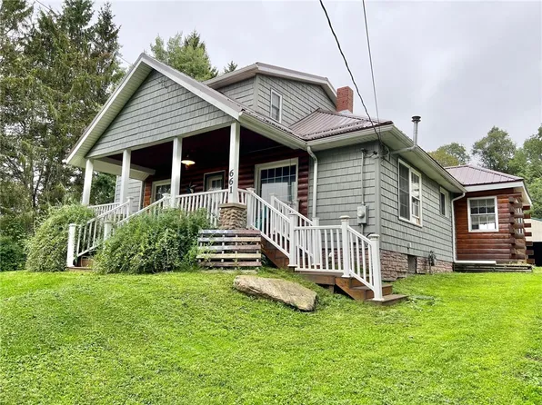 661 W Smith St, Corry, PA 16407