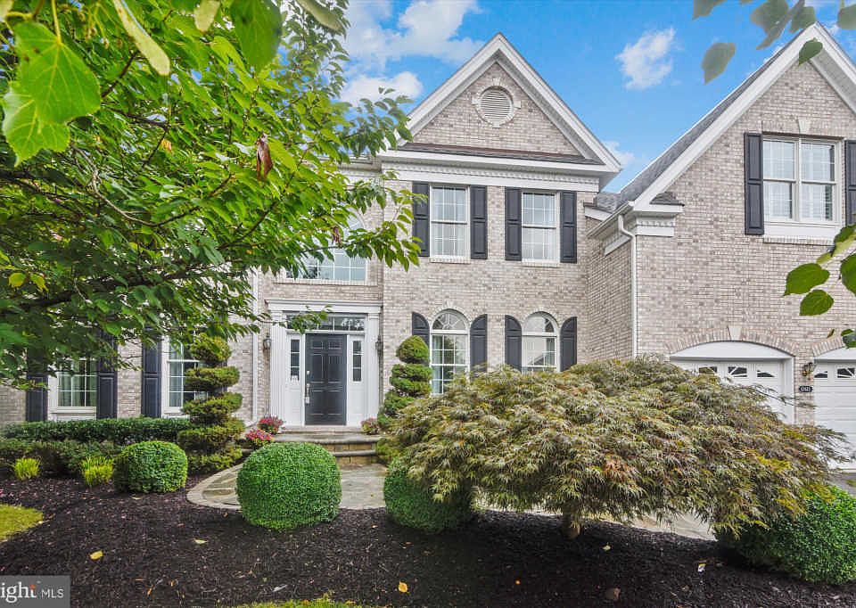 43613 Lucketts Bridge Cir, Ashburn, VA 20148 Zillow