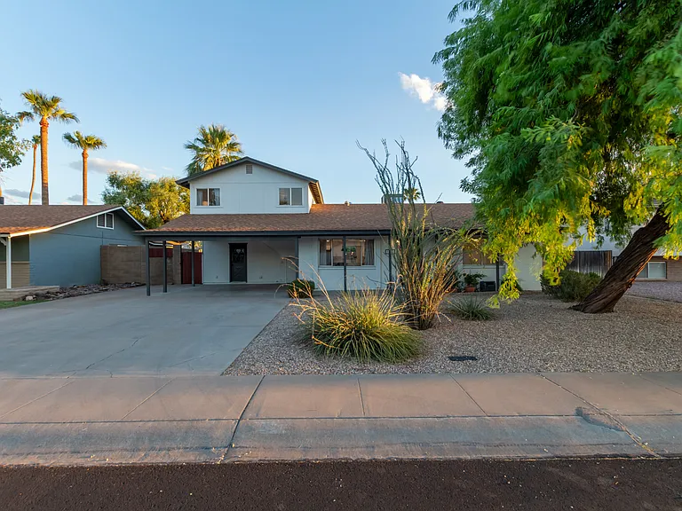 1845 E Julie Dr — Photo 4