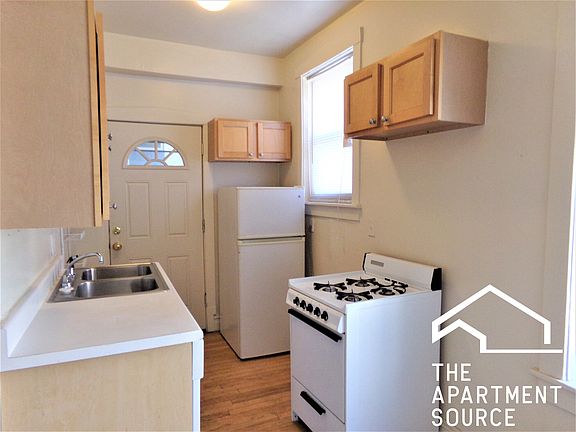 4th image of 1047 W North Shore Ave #2N
