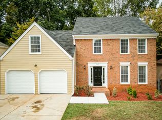 515 River Overlook Dr, Lawrenceville, GA 30043