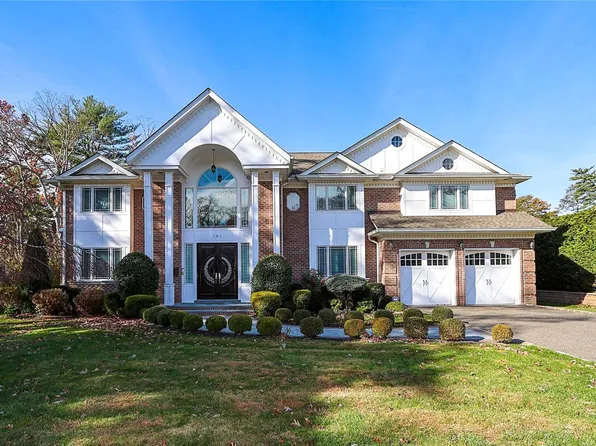 186 Parkway Drive, Roslyn Heights, NY 11577