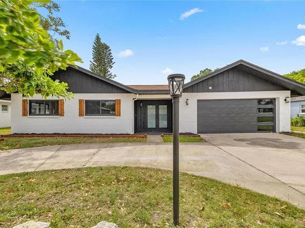 1218 SE 4th Ave, Crystal River, FL 34429