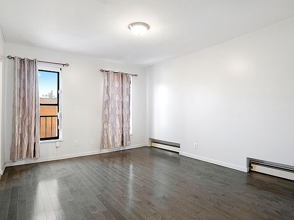 2nd image of 485 Myrtle Ave Floor 2