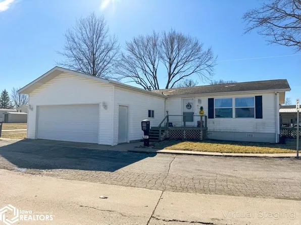 818 Quiet Harbor St, Creston, IA 50801