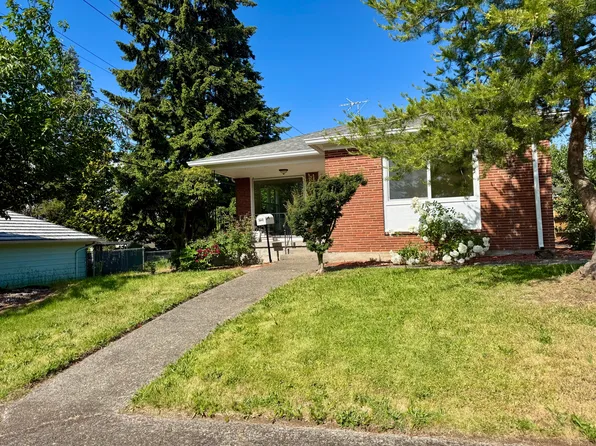 3910 NW Franklin St #B, Vancouver, WA 98660