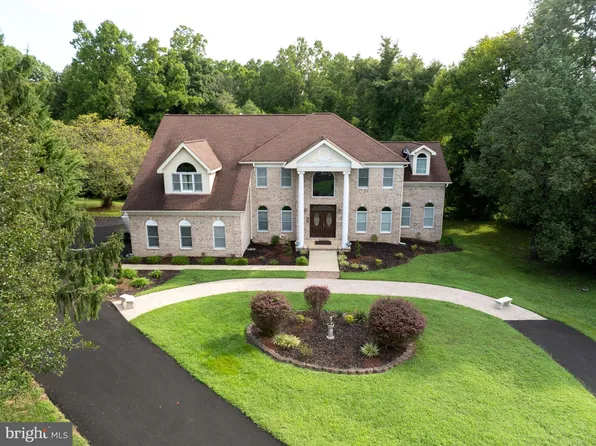 2696 Kirk Dr, Waldorf, MD 20603