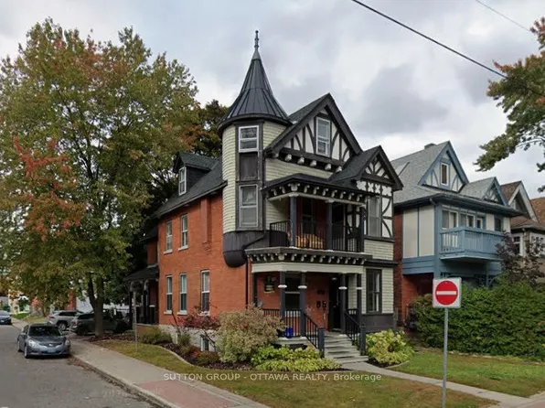 607 Maclaren St, Ottawa, ON K1R 5K8