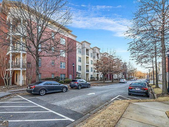 2nd image of 870 Mayson Turner Rd NW Unit 1246