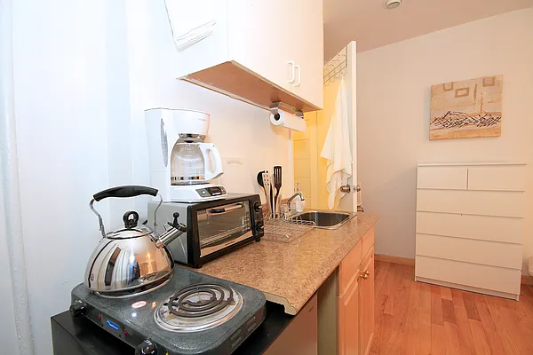 Rented by Alpha Properties NYC I LLC | media 48