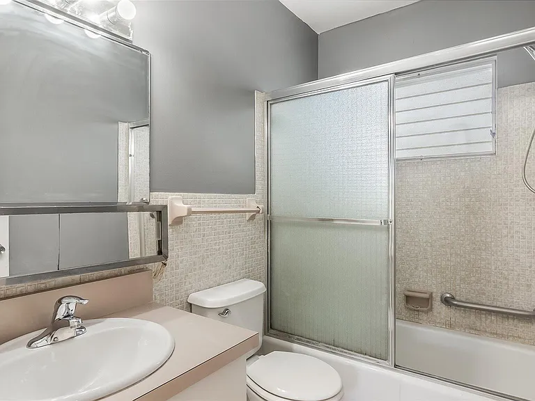 2309 Park Ln #202 — Photo 6