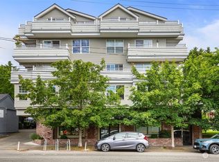 2820 E Madison St APT 401, Seattle, WA 98112