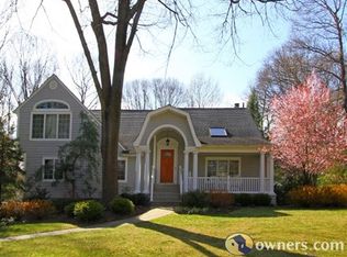 205 Yale Dr, Lincroft, NJ