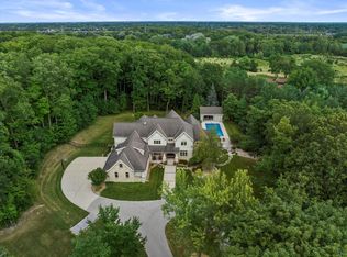 390 Horns Corners Rd, Cedarburg, WI 53012