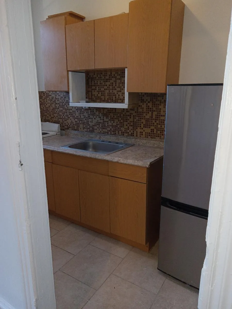 Building Photo - 3339 N 16th St #2R