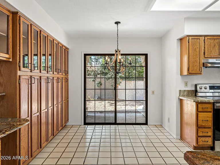 9823 N 100th Pl — Photo 15