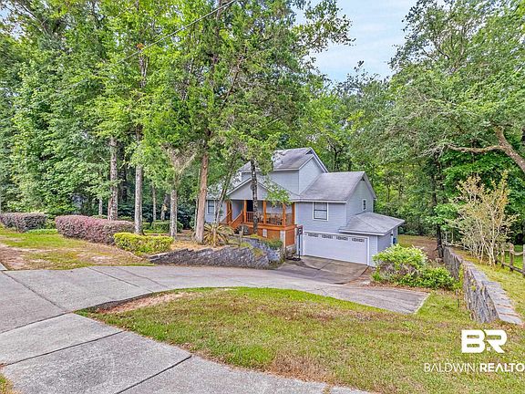 2nd image of 914 Caroline Ave