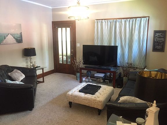 3rd image of 2818 Ordway Ave