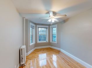 65 Burbank St APT 20, Boston, MA 02115