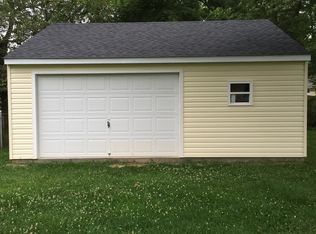 8 Prince William Rd, Newport News, VA 23608