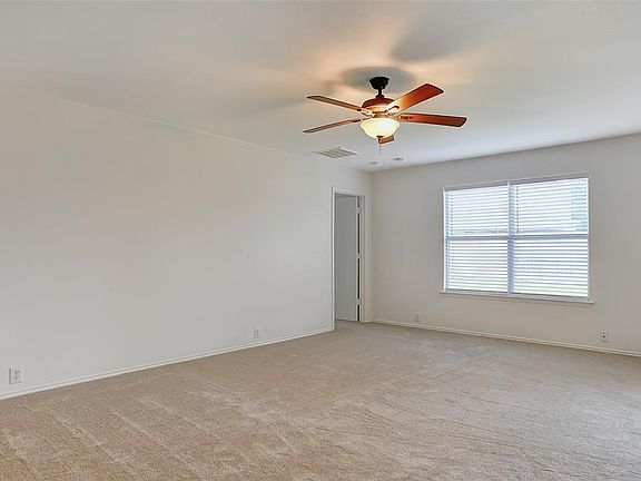 3rd image of 1216 Mallard Dr