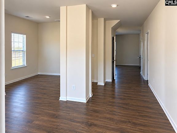 2nd image of 308 Barony Place Dr