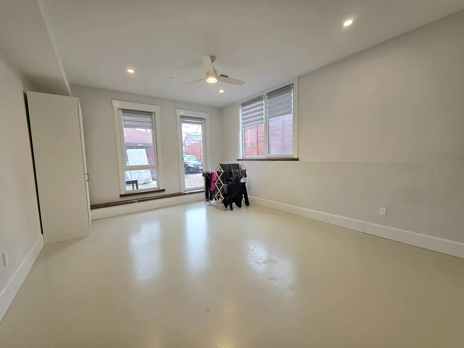 3 bed, $3,300 — Photo 4