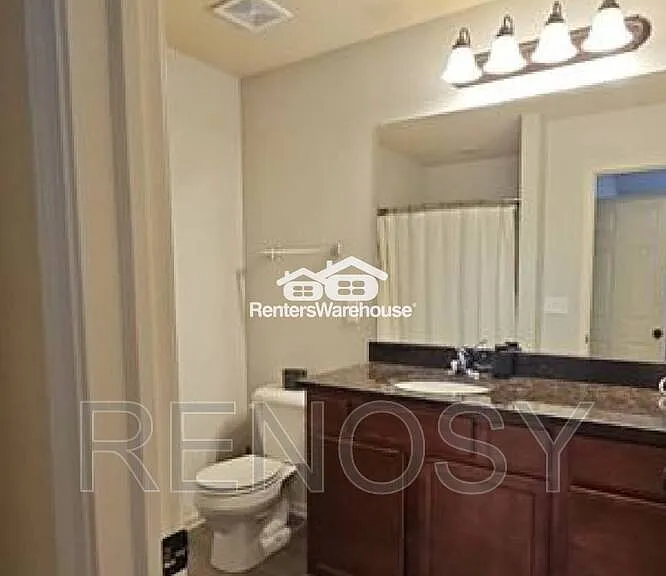 165 SE Pleasant View Dr — Photo 10