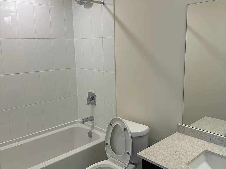 8960 Jane St #2212 — Photo 10
