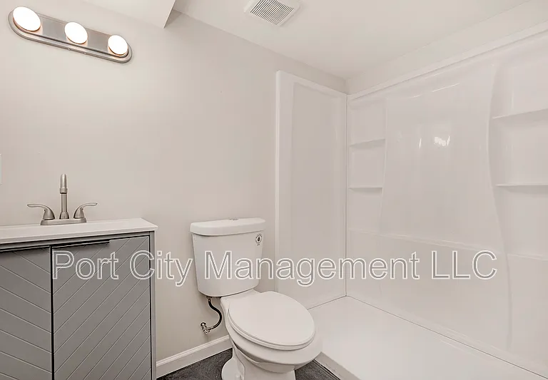 832 N Marlyn Ave — Photo 20