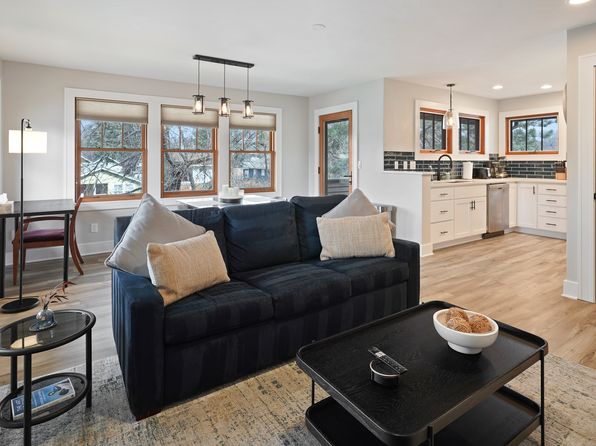 523 NW Colorado Ave Unit 200