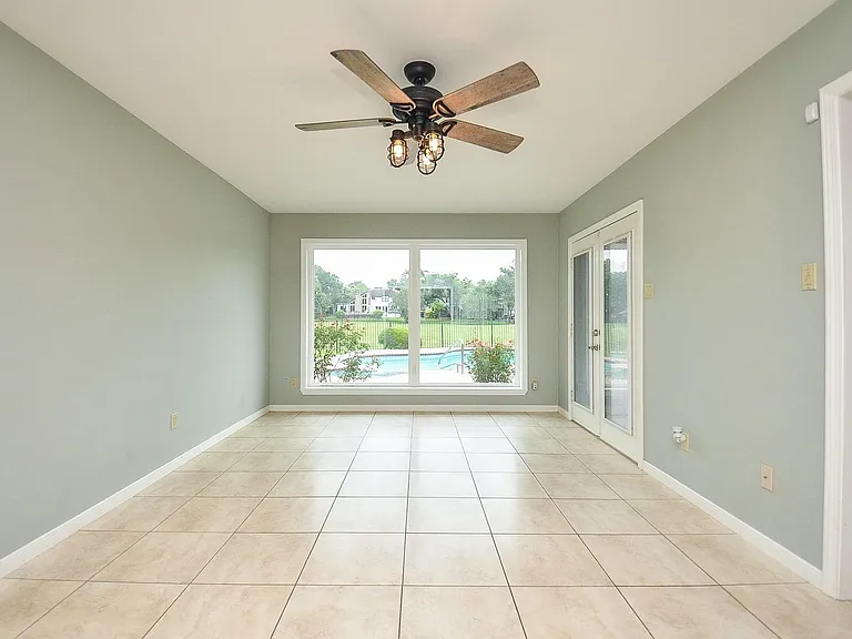 2106 Glenn Lakes Ln — Photo 5